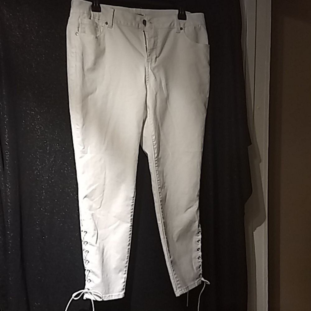 White Artisan Jeans Size 14, Side Lacing